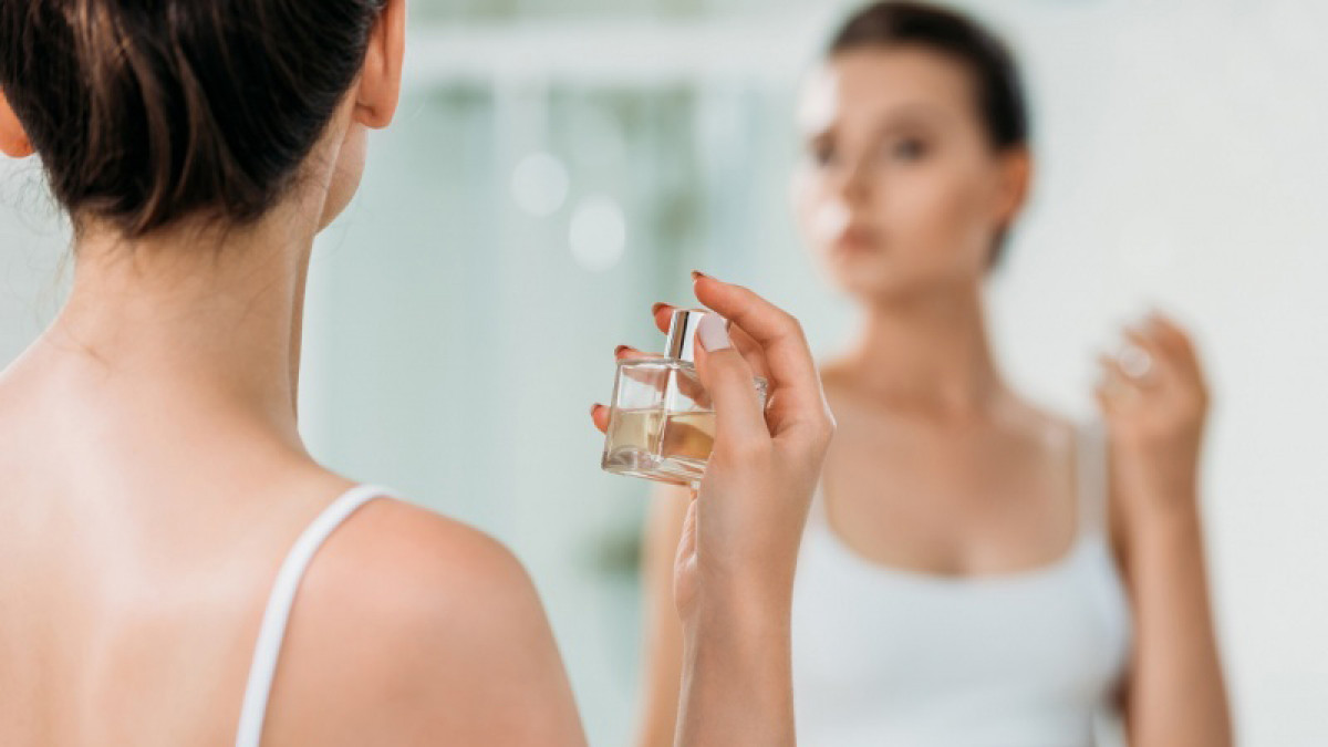Come regalare un profumo ad una ragazza